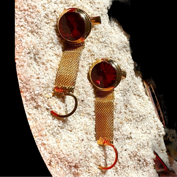 Gorgeous Red Crystal Gold Mesh Cufflinks (EUC) - Picture 2 of 10